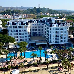 Hotel Fafa Premium &