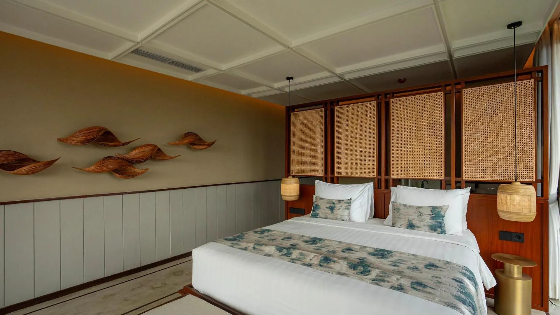 The Kemilau Hotel & Villa Canggu  3*, Canggu (Bali)
